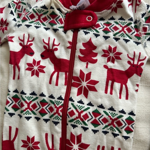 Six pairs of holiday pajamas! 0-3 months. EUC-VGUC - Picture 3 of 7